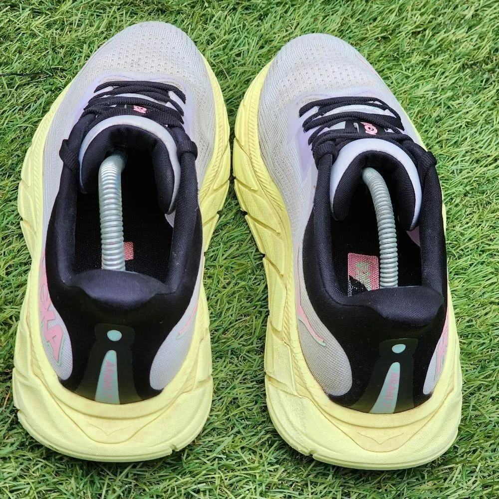 HOKA ARAHI 7 - Womens Athletic Shoes - SIZE 8.5B -- Please See All Pictures